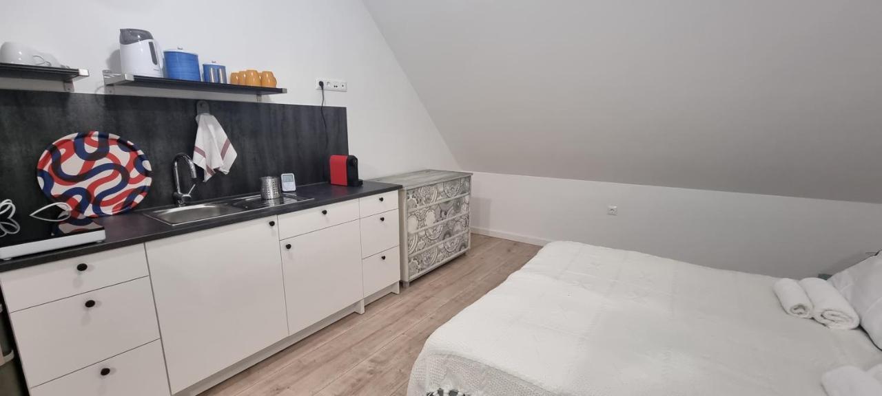 Vankoska Apartman 티하니 외부 사진
